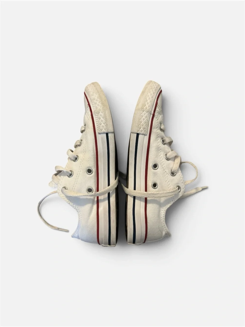 Converse Chuck Taylor All Star White Low Top Sneakers Youth Size 2